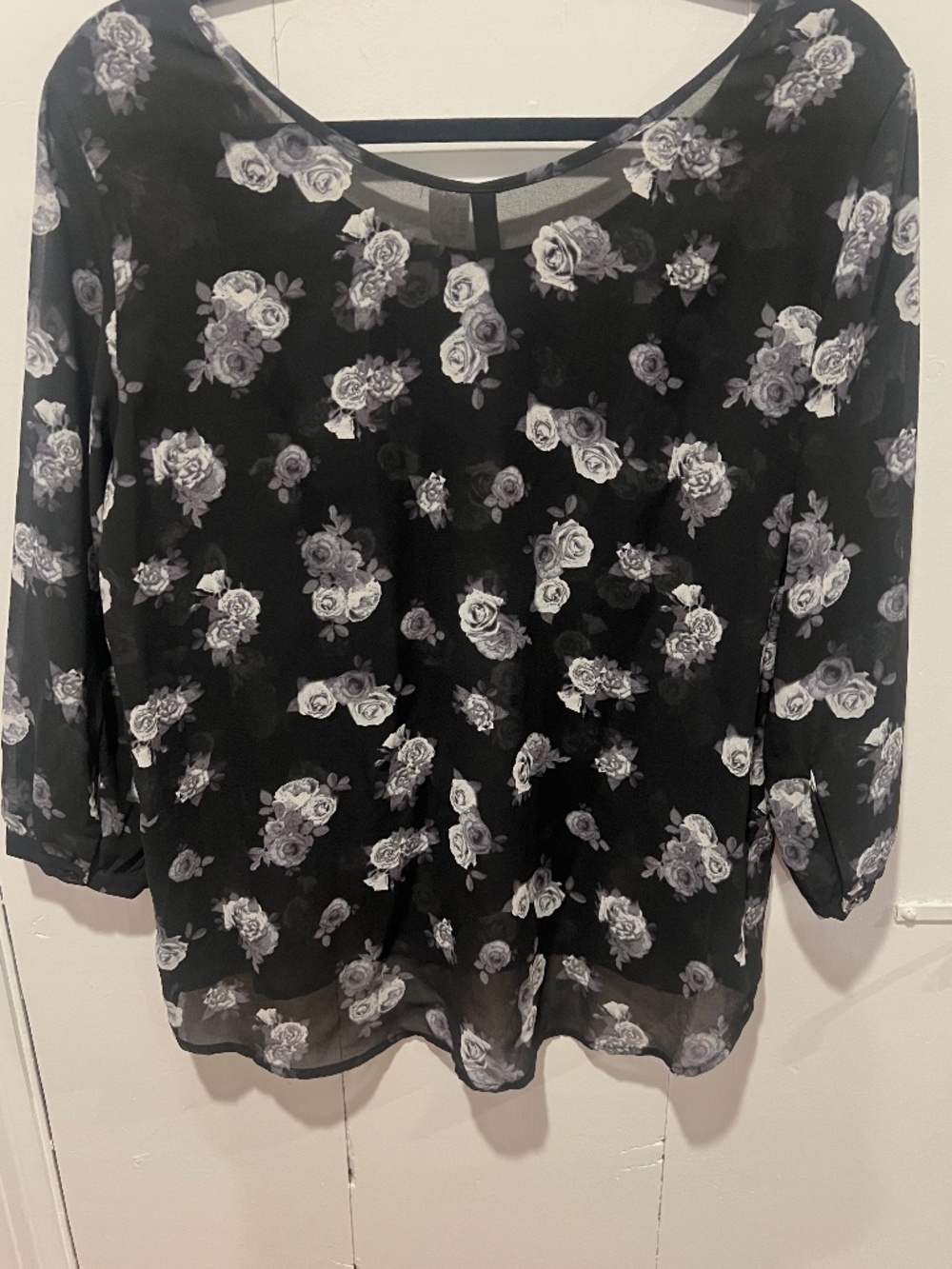 Divided by H&M Sheer Floral Top, size 10